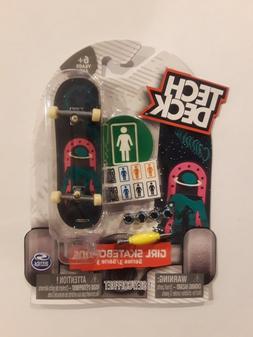 Series 3 Ultra Rare Mike Carroll Very Rare